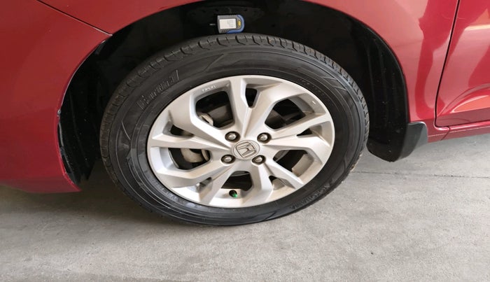 2020 Honda Amaze 1.2L I-VTEC VX CVT, Petrol, Automatic, 63,983 km, tyre