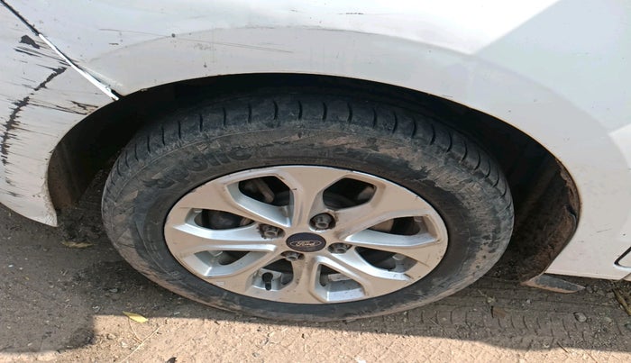 2017 Ford Figo Aspire TITANIUM1.5 DIESEL, Diesel, Manual, 1,12,186 km, tyre