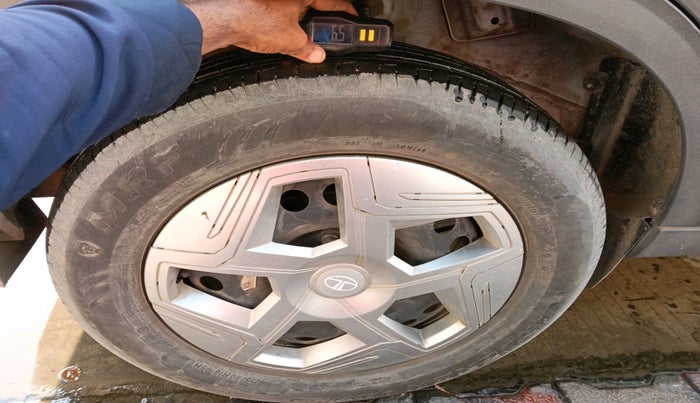 2024 Tata NEXON EV CREATIVE PLUS MEDIUM RANGE, Electric, Automatic, 24,754 km, tyre