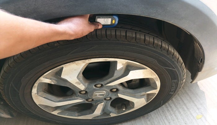 2016 Honda BR-V 1.5L I-VTEC V CVT, Petrol, Automatic, 79,582 km, tyre