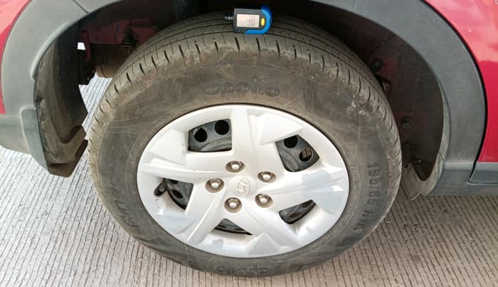2022 Hyundai VENUE S 1.2, Petrol, Manual, 60,082 km, tyre