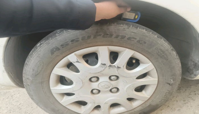 2012 Hyundai i20 MAGNA 1.2, Petrol, Manual, 73,865 km, tyre