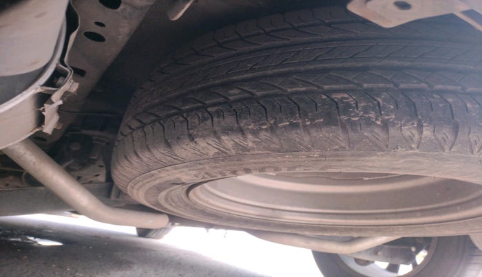 2020 Mahindra XUV500 W11 AT, Diesel, Automatic, 1,18,253 km, tyre