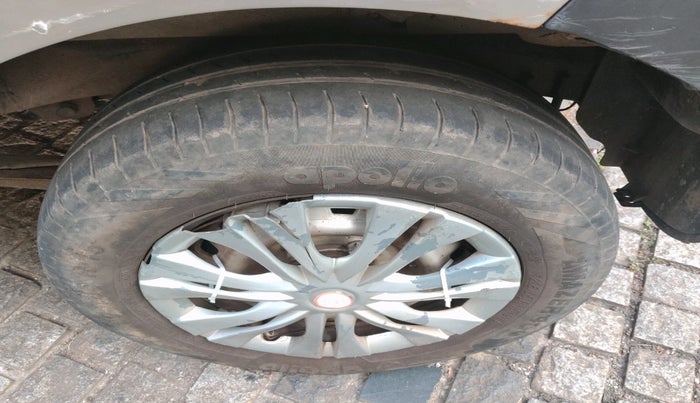 2013 Mahindra Quanto C2, Diesel, Manual, 1,17,192 km, tyre