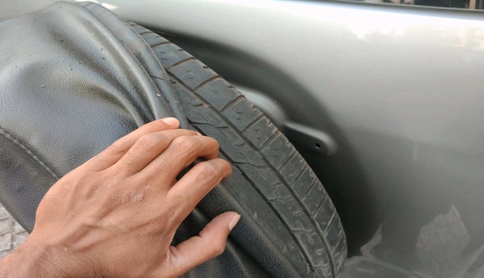 2013 Mahindra Quanto C2, Diesel, Manual, 1,17,192 km, tyre