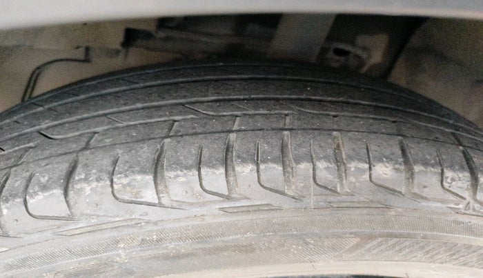 2022 Tata NEXON XZ PLUS (PREMIUM) KAZIRANGA PETROL, Petrol, Manual, 57,341 km, tyre