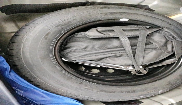 2022 Tata NEXON XZ PLUS (PREMIUM) KAZIRANGA PETROL, Petrol, Manual, 57,341 km, tyre