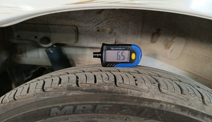 2014 Maruti Wagon R 1.0 VXI, Petrol, Manual, 93,263 km, tyre