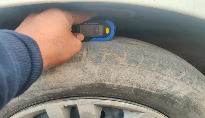 2014 Maruti Swift LXI, Petrol, Manual, 81,265 km, tyre