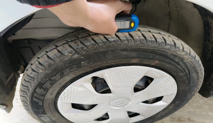 2022 Maruti Alto K10 VXI PLUS, Petrol, Manual, 3,321 km, tyre