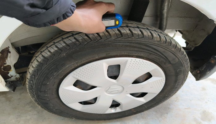 2022 Maruti Alto K10 VXI PLUS, Petrol, Manual, 3,321 km, tyre