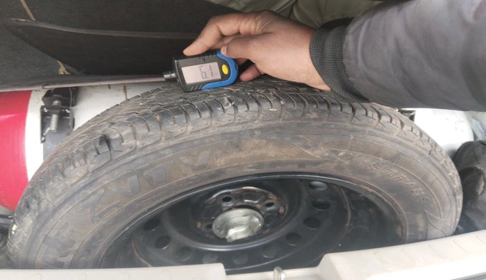 2017 Maruti Celerio VXI CNG, Petrol, Manual, 1,54,207 km, tyre