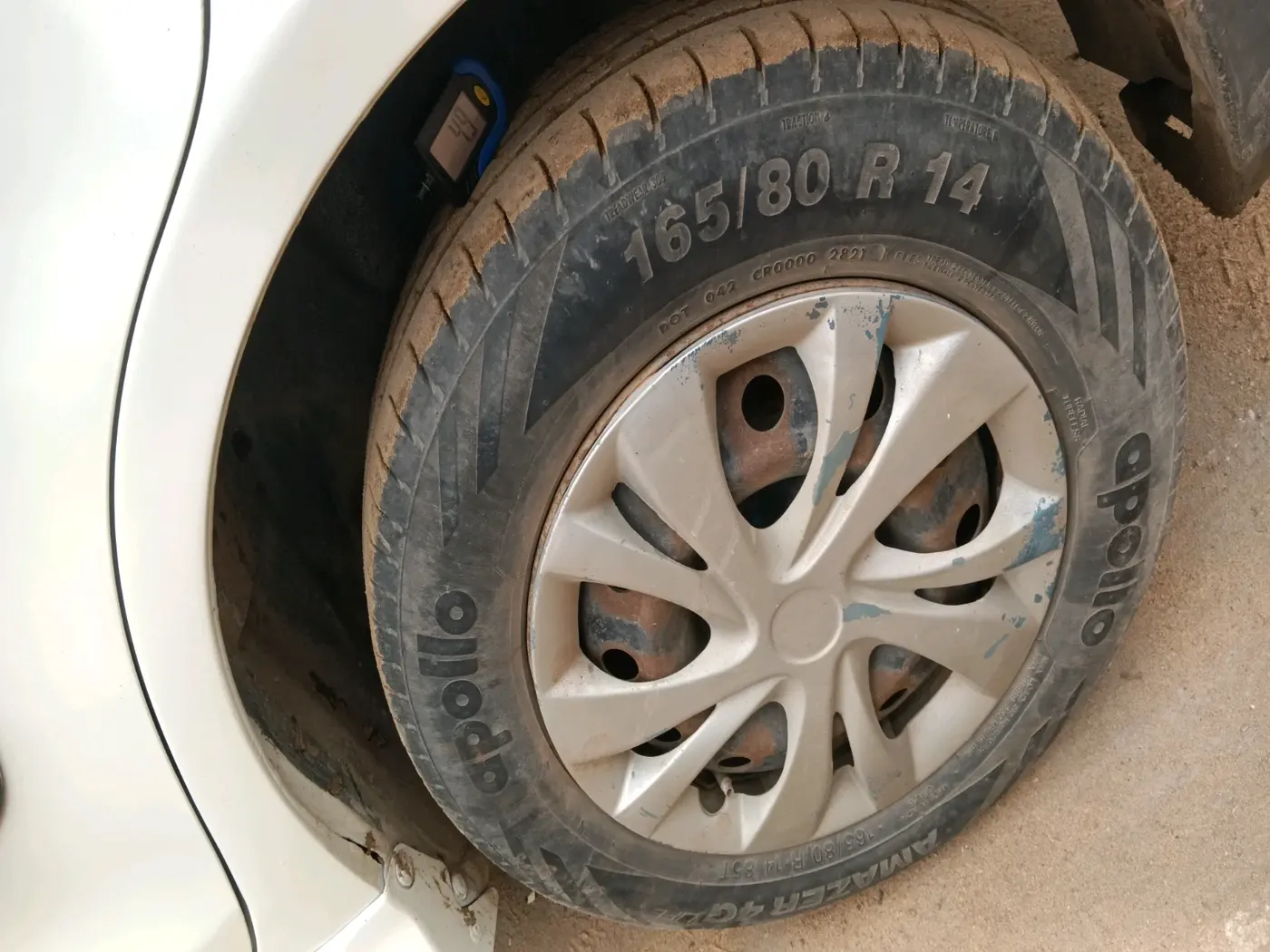 2017 Maruti Dzire VDI, Diesel, Manual, 56,157 km, tyre
