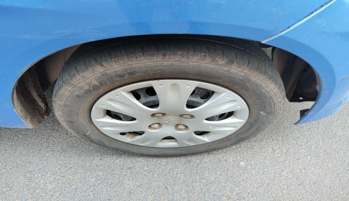 2012 Honda Brio S MT, Petrol, Manual, 86,218 km, tyre