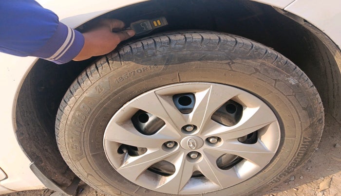 2017 Hyundai Elite i20 SPORTZ 1.2, Petrol, Manual, 1,08,053 km, tyre