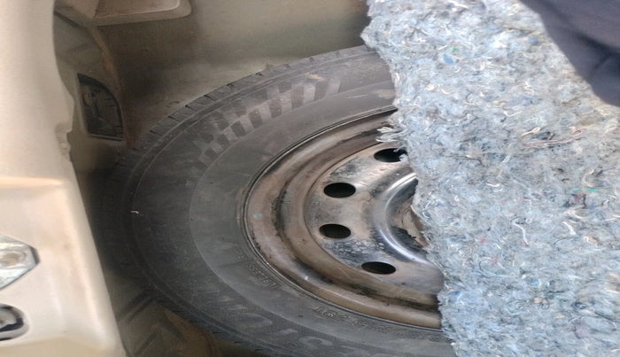 2013 Maruti A Star VXI (ABS) AT, Petrol, Automatic, 71,308 km, tyre