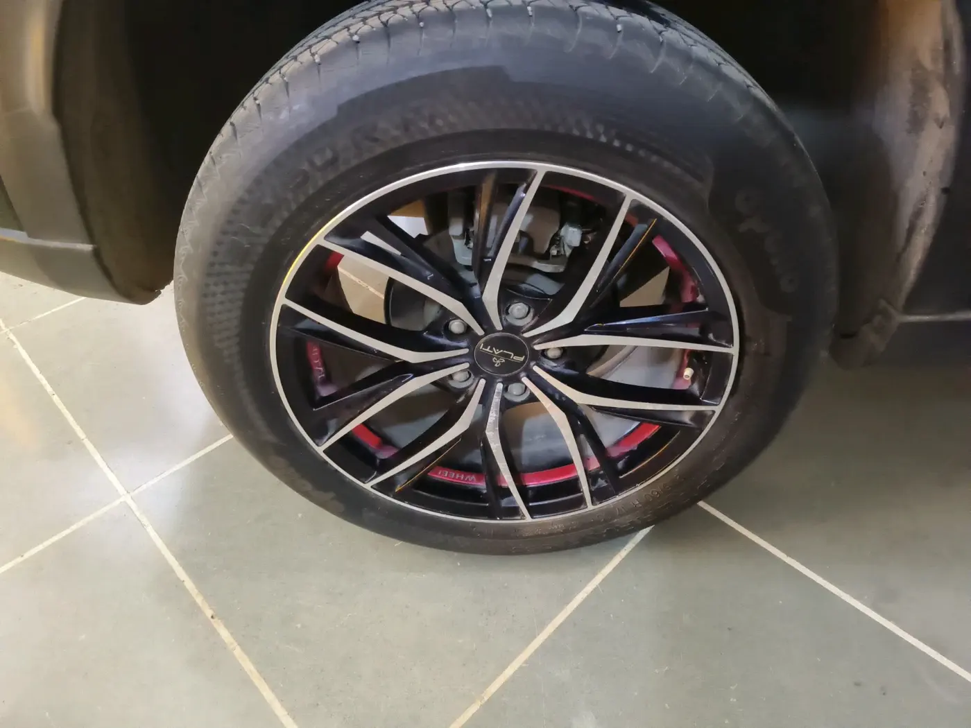 2023 Toyota URBAN CRUISER HYRYDER E NEO DRIVE, Petrol, Manual, 26,757 km, tyre