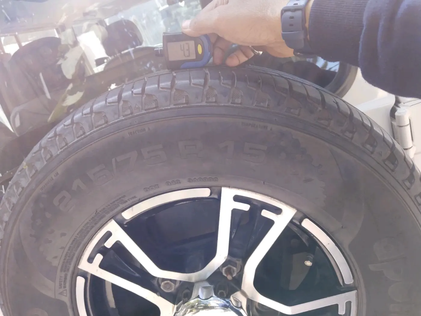 2021 Mahindra Bolero B6 (O), Diesel, Manual, 93,625 km, tyre