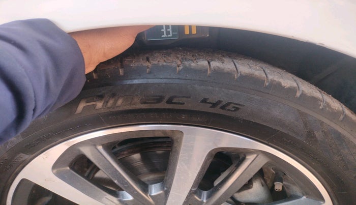 2021 Ford Figo Aspire TITANIUM 1.2 PETROL, Petrol, Manual, 44,677 km, tyre