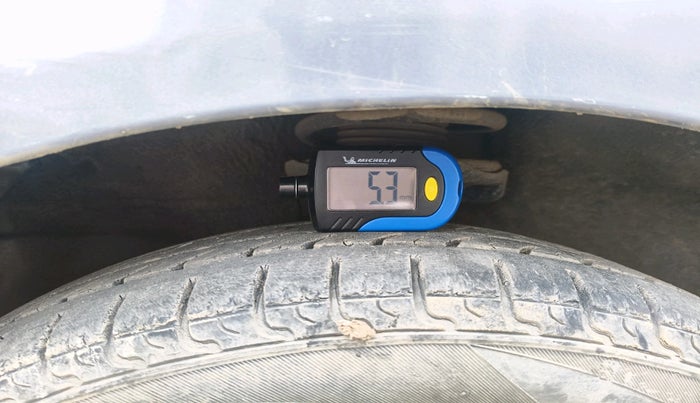 2011 Hyundai Santro Xing GL, Petrol, Manual, 83,316 km, tyre