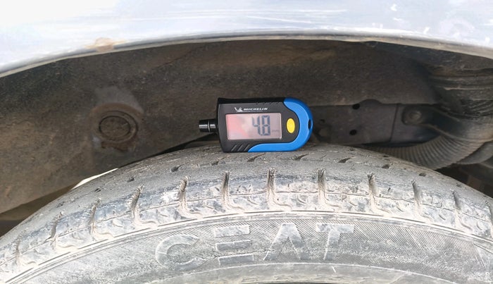 2011 Hyundai Santro Xing GL, Petrol, Manual, 83,316 km, tyre