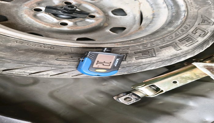 2011 Hyundai Santro Xing GL, Petrol, Manual, 83,316 km, tyre