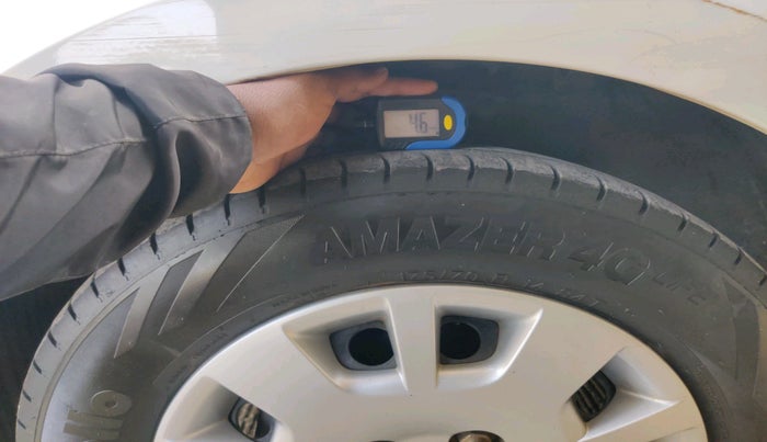 2014 Hyundai i20 MAGNA 1.2, Petrol, Manual, 77,019 km, tyre