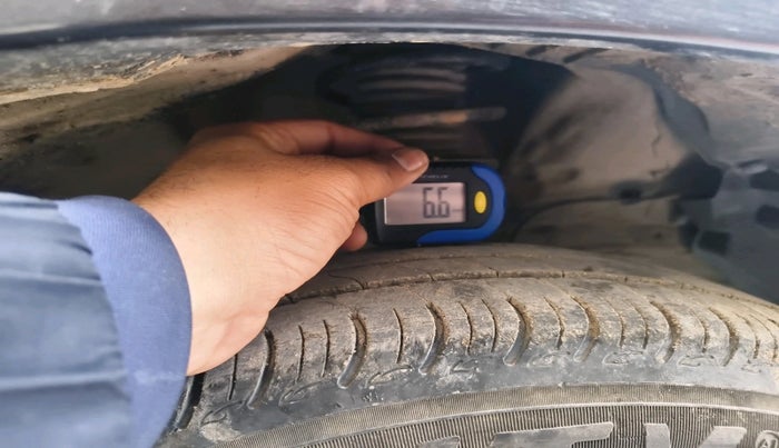 2020 Maruti S PRESSO VXI CNG, Petrol, Manual, 38,259 km, tyre