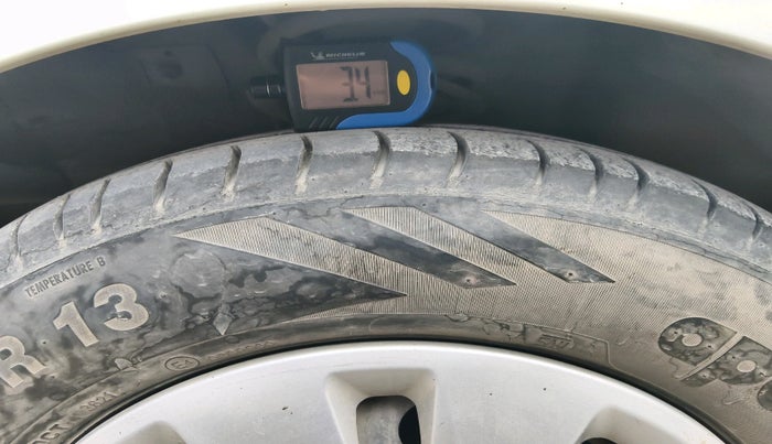 2013 Hyundai i10 SPORTZ 1.2, Petrol, Manual, 45,223 km, tyre