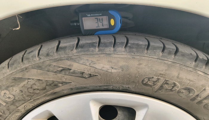 2013 Hyundai i10 SPORTZ 1.2, Petrol, Manual, 45,223 km, tyre