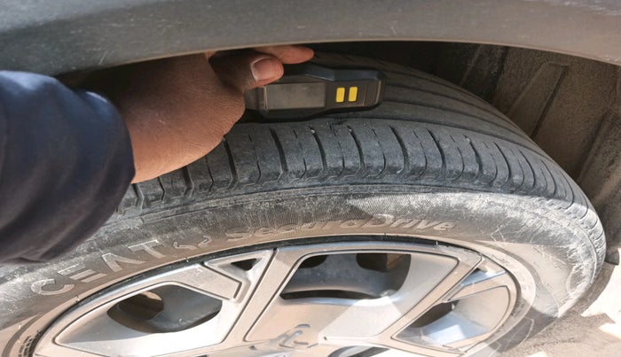 2023 CITROEN C3 AIRCROSS PLUS 1.2 7 STR, Petrol, Manual, 49,648 km, tyre