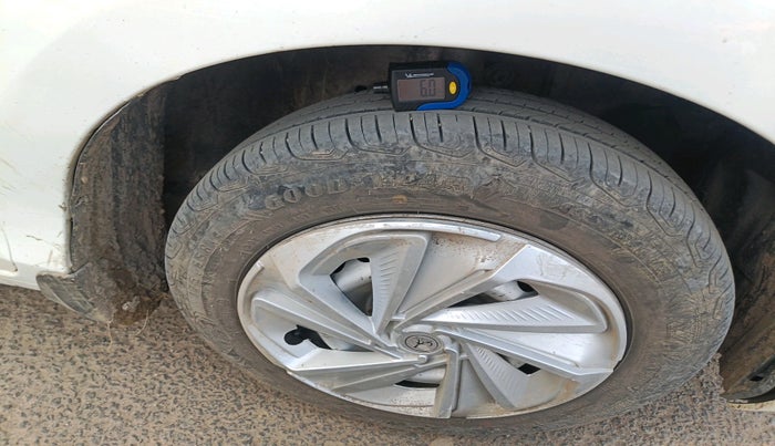 2020 Honda Amaze 1.5L I-DTEC E, Diesel, Manual, 1,01,220 km, tyre