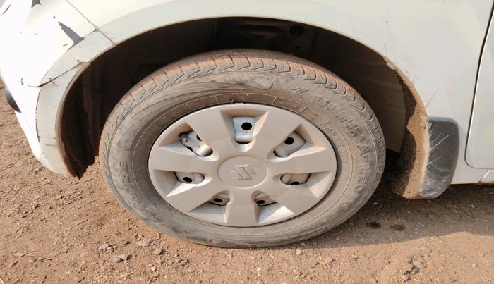 2022 Maruti New Wagon-R LXI CNG 1.0, Petrol, Manual, 25,234 km, tyre