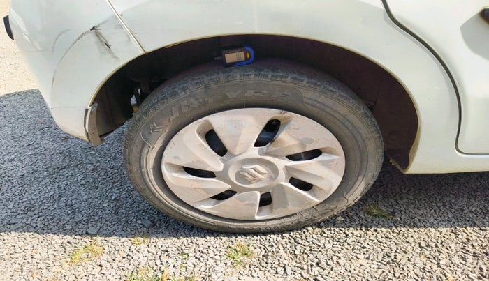 2016 Maruti Celerio VDI, Diesel, Manual, 1,29,647 km, tyre