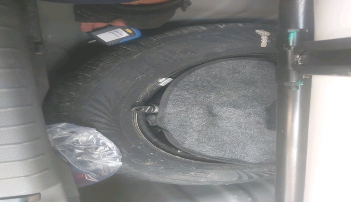 2022 Hyundai GRAND I10 NIOS SPORTZ 1.2 KAPPA VTVT CNG, Petrol, Manual, 67,745 km, tyre