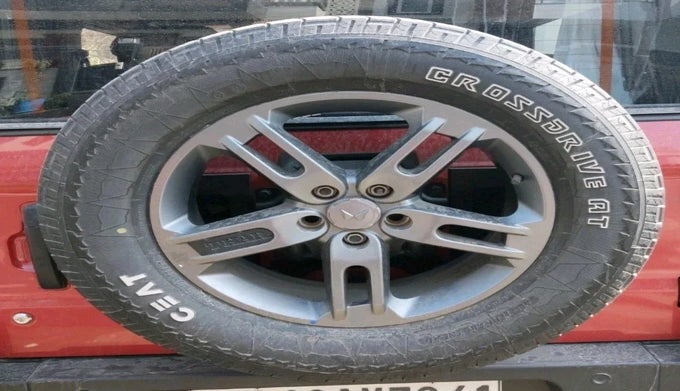 2024 Mahindra Thar LX D HT 2WD MT, Diesel, Manual, 14,145 km, tyre