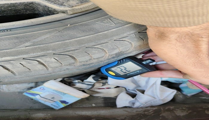 2016 Maruti S Cross ZETA 1.3, Diesel, Manual, 1,46,458 km, tyre