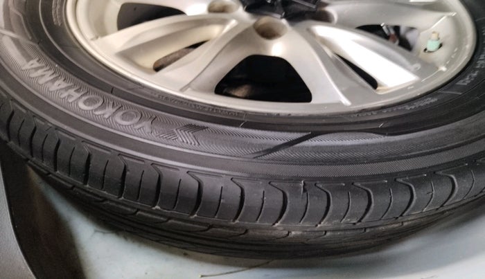 2015 Chevrolet Cruze LTZ AT, Diesel, Automatic, 86,274 km, tyre