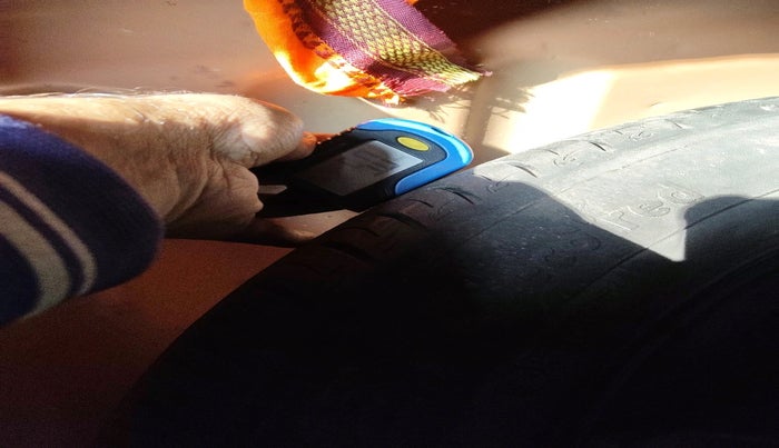 2020 Maruti Vitara Brezza LXI, Petrol, Manual, 85,007 km, tyre