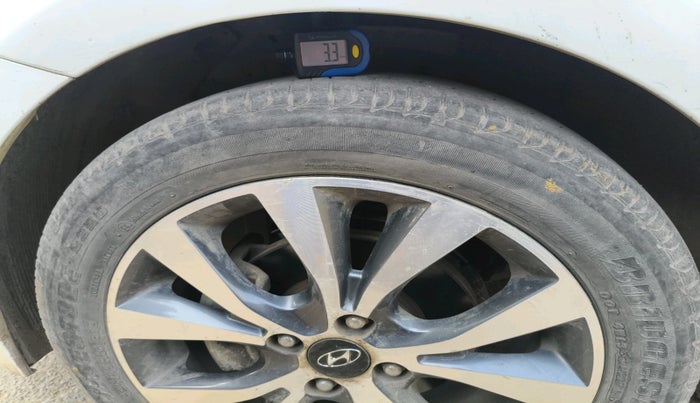 2015 Hyundai Verna FLUIDIC 4S 1.6 VTVT S(O), Petrol, Manual, 45,950 km, tyre