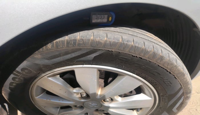 2012 Hyundai i20 SPORTZ 1.2, Petrol, Manual, 2,04,340 km, tyre