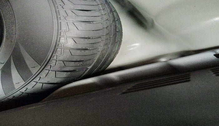 2025 KIA SYROS HTX Plus (O) 1.0 Turbo 7DCT, Petrol, Automatic, 17,192 km, tyre