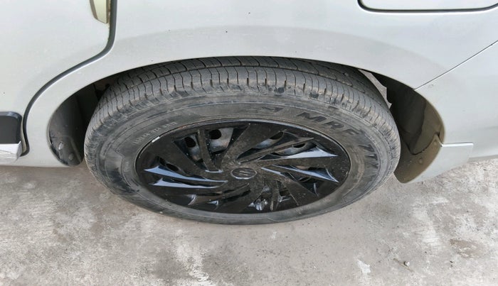 2015 Maruti Ertiga VXI CNG, Petrol, Manual, 74,662 km, tyre