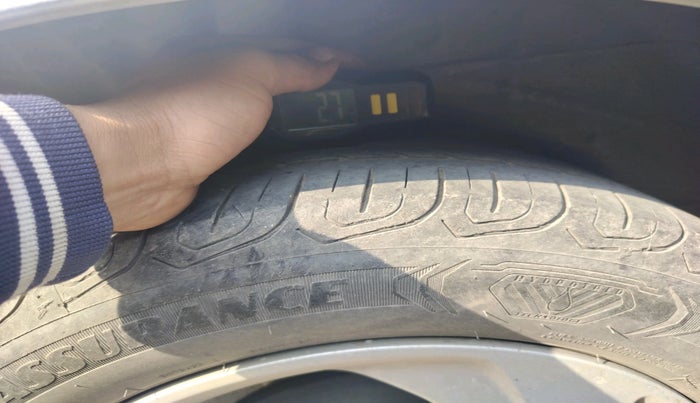 2015 Honda City 1.5L I-VTEC VX CVT, Petrol, Automatic, 72,821 km, tyre