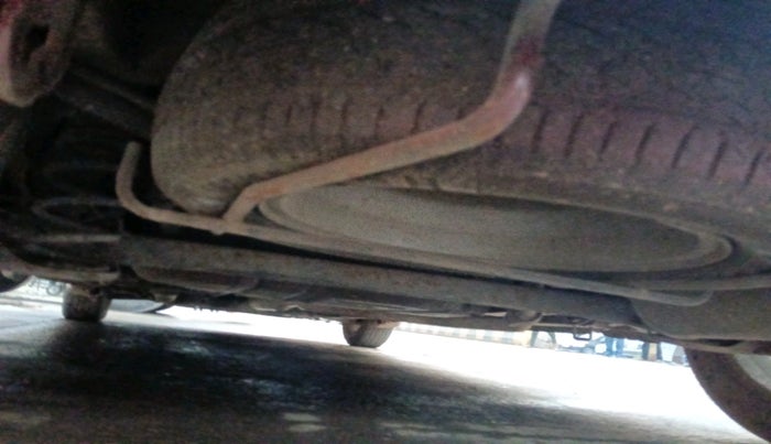 2015 Maruti Ertiga ZXI, Petrol, Manual, 1,04,094 km, tyre