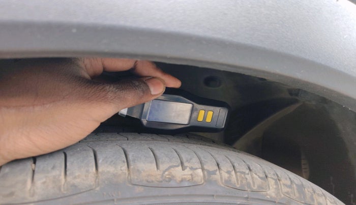 2021 Ford FREESTYLE TITANIUM 1.2 PETROL, Petrol, Manual, 42,725 km, tyre