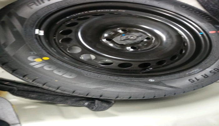 2023 Toyota Glanza S AMT, Petrol, Automatic, 26,779 km, tyre