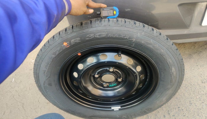 2017 Hyundai Elite i20 MAGNA 1.4 CRDI, Diesel, Manual, 98,268 km, tyre