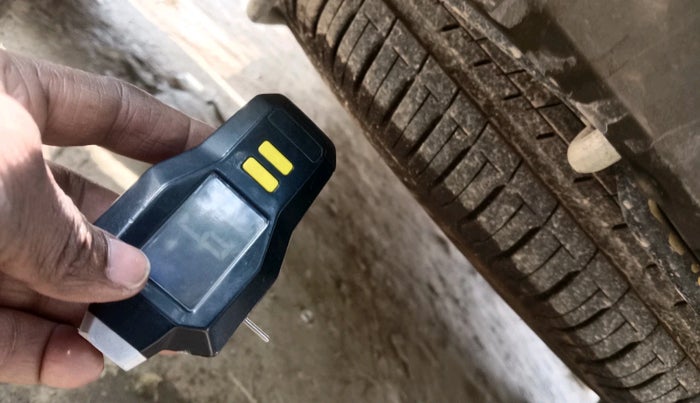 2025 Maruti Ertiga   VXI (O) CNG, Petrol, Manual, 7,894 km, tyre