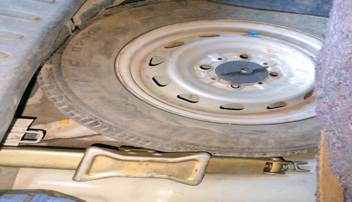 2011 Tata Indica Vista LS TDI, Diesel, Manual, 78,268 km, tyre